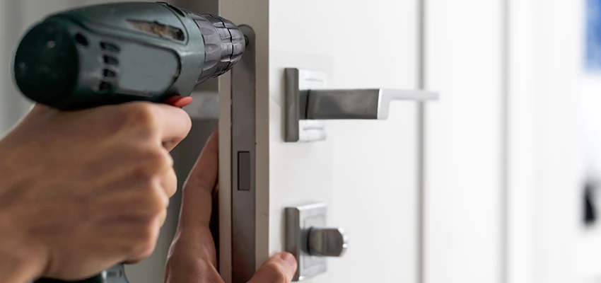 Locksmith For Lock Replacement Near Me in Daly City, CA
