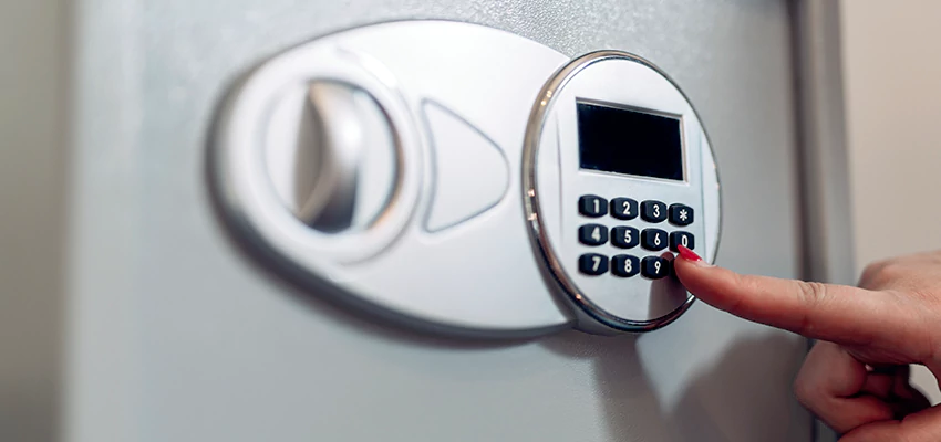 Jewelry Safe Cracking in Daly City, California