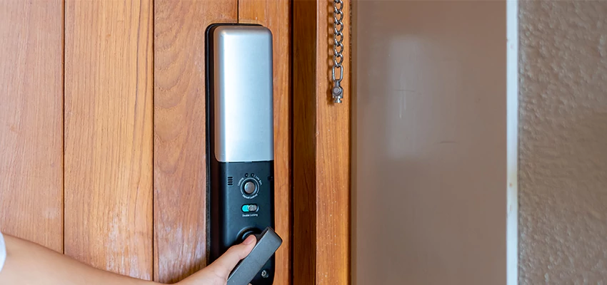 Home Security Electronic Locks Upgrades in Daly City, CA