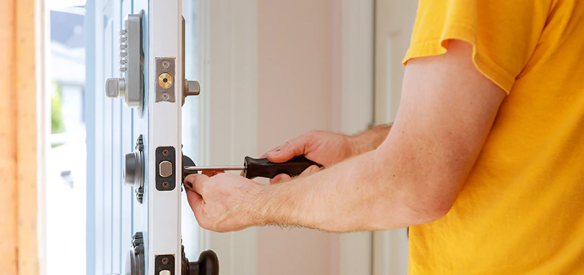 Eviction Locksmith For Key Fob Replacement Services in Daly City, CA